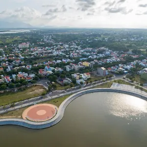 https://the-lake-hoi-an-villa.hotelsofhoian.com